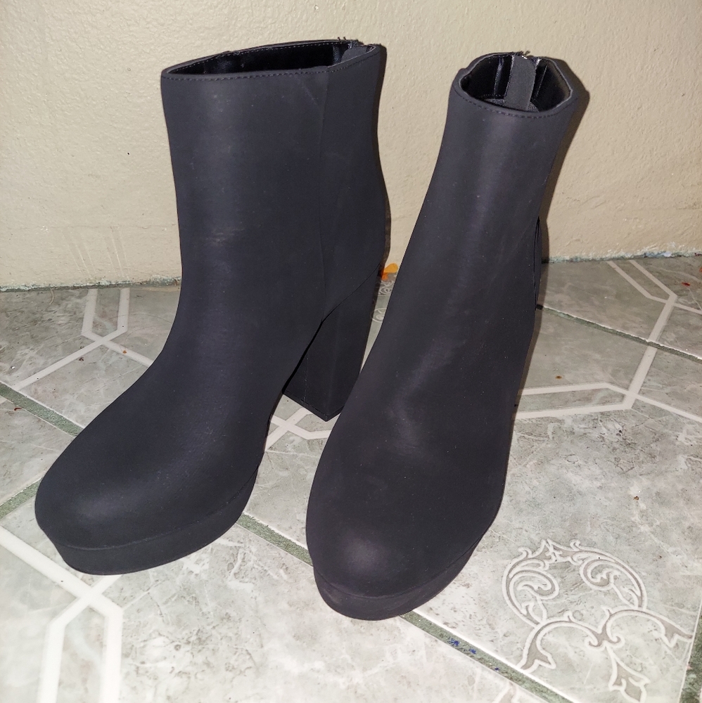 Womens boots